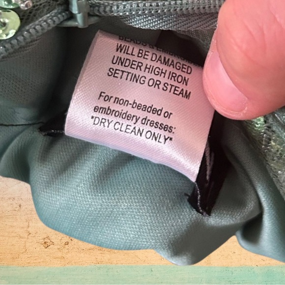 Jovani Green Sequin Beaded Prom Dress Mermaid Style Corset Top and Tulle Sz 4 - Picture 15 of 15